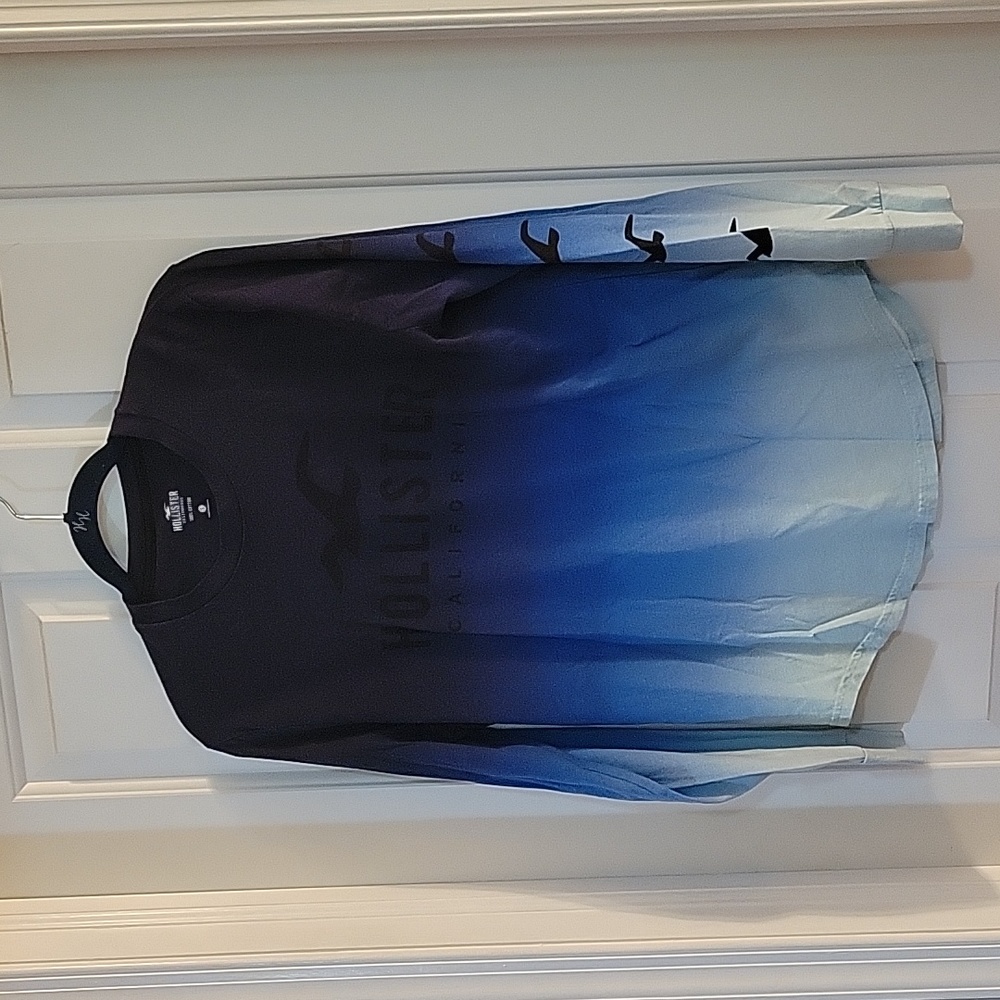 Hollister blue ombre long sleeve shirt small